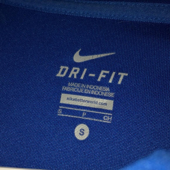 Nike jacket - Picture 2 of 3